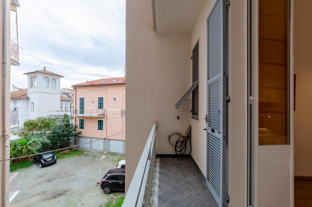 Joivy Apt For 4, Metres From Beach, In Сестрі-Леванте Екстер'єр фото